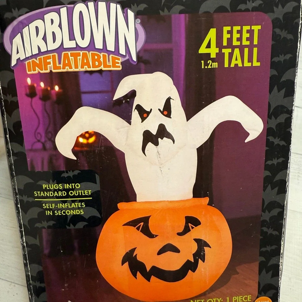 Halloween Gemmy 4 FT Lighted‎ Ghost in Pumpkin Airblown Inflatable